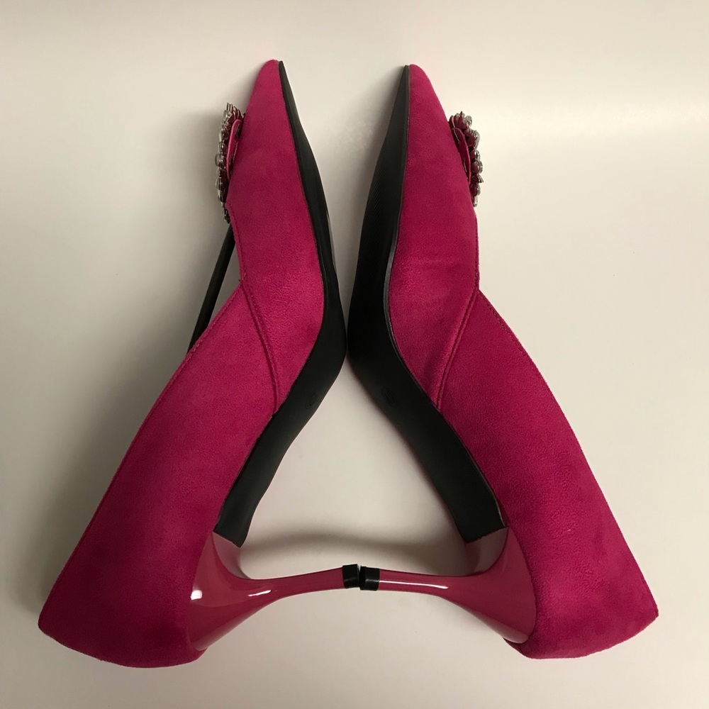Pink Pumps - Picture 8 of 12